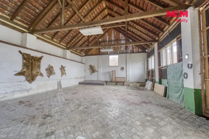Prodej komerčního pozemku, Vráž, 16101 m2