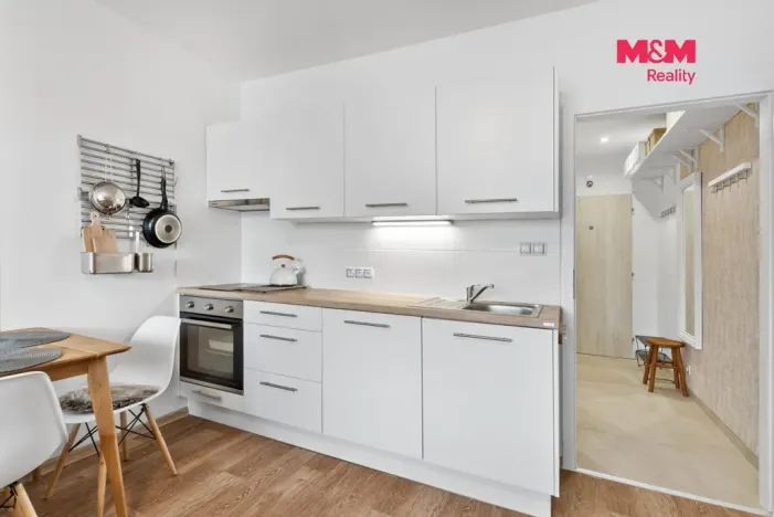 Prodej bytu 1+kk, Nový Bor, Svojsíkova, 29 m2
