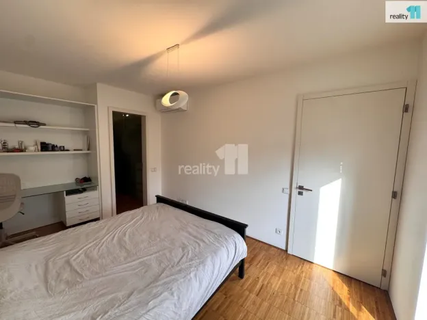 Pronájem bytu 2+kk, Praha - Žižkov, Prokopova, 66 m2