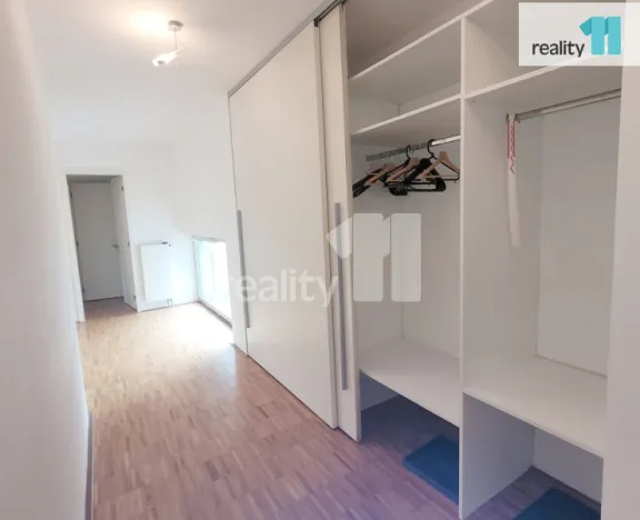 Pronájem bytu 2+kk, Praha - Žižkov, Prokopova, 66 m2