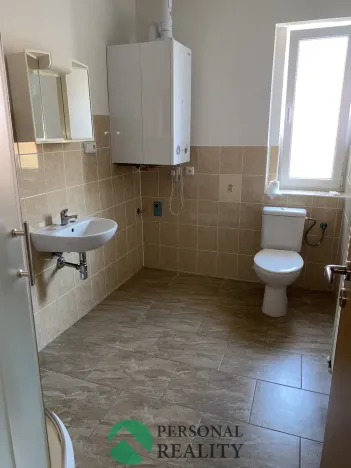 Pronájem bytu 1+1, Kladno, Školská, 35 m2