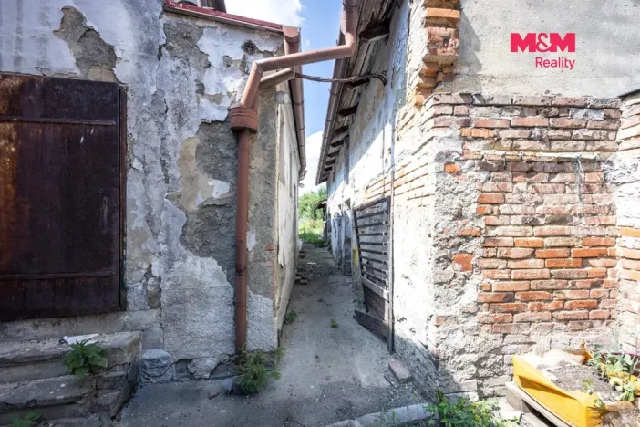 Prodej obchodního prostoru, Přerov - Přerov VI-Újezdec, Hlavní, 220 m2