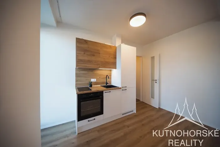 Pronájem bytu 1+kk, Kutná Hora, Hloušecká, 37 m2