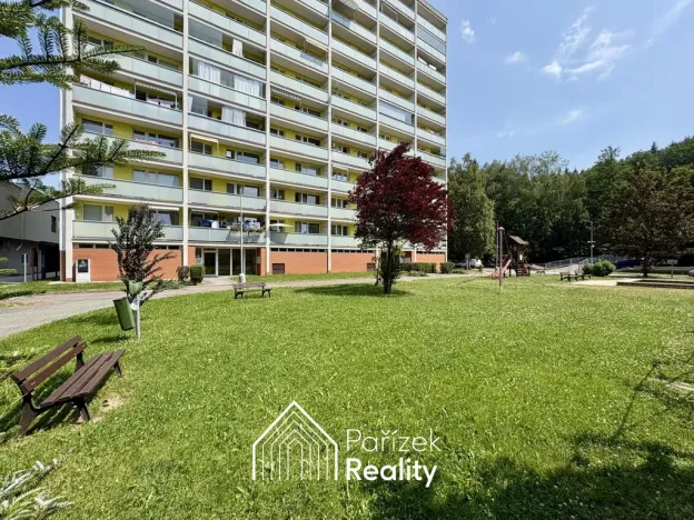 Pronájem bytu 1+kk, Náchod, Běloveská, 30 m2