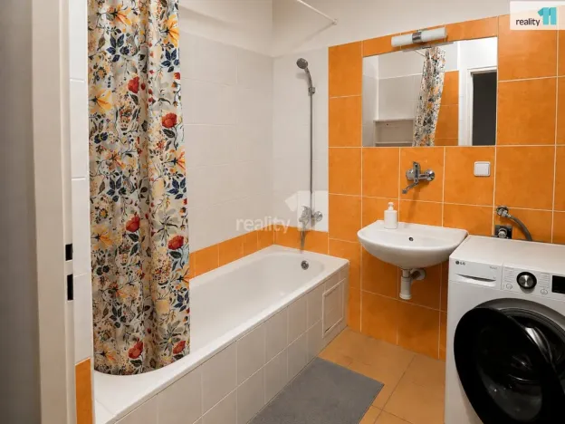 Pronájem bytu 2+1, Brno - Husovice, Dukelská třída, 54 m2