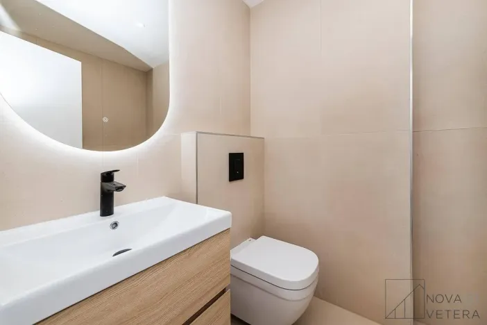 Prodej bytu 4+kk, Praha - Hloubětín, Poděbradská, 73 m2