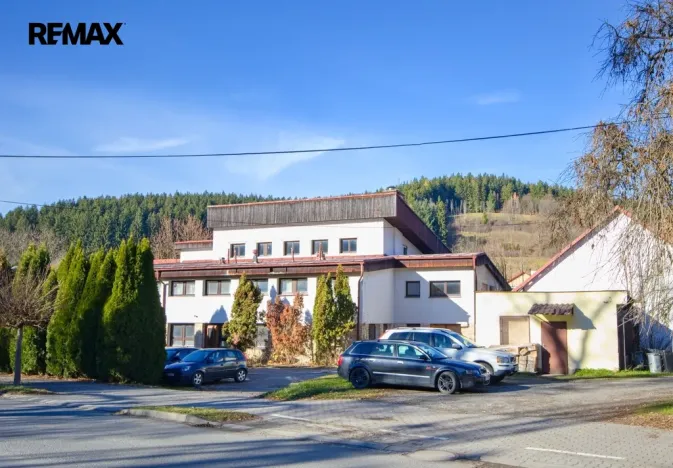 Prodej komerčního pozemku, Velké Karlovice, 2837 m2