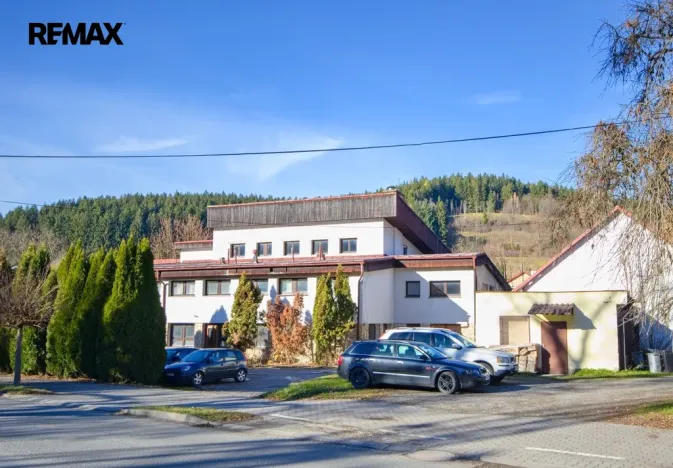 Prodej komerčního pozemku, Velké Karlovice, 2837 m2