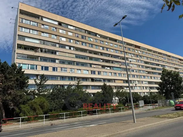 Pronájem bytu 2+kk, Praha - Prosek, Prosecká, 41 m2