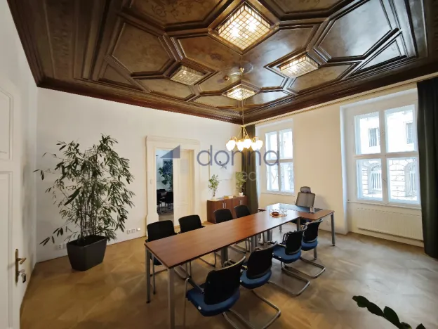 Pronájem kanceláře, Praha, Politických vězňů, 250 m2