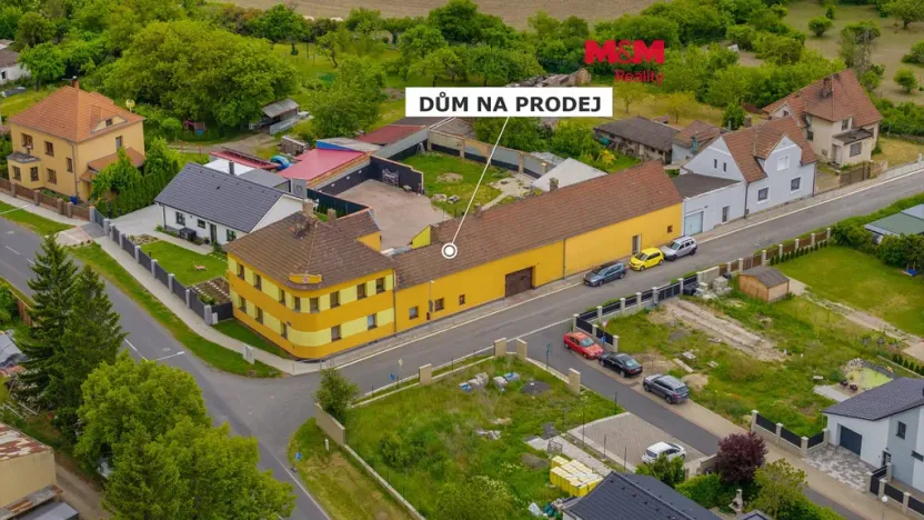 Prodej činžovního domu, Černčice, Husova, 732 m2