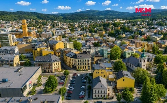 Prodej obchodního prostoru, Jablonec nad Nisou, Komenského, 600 m2