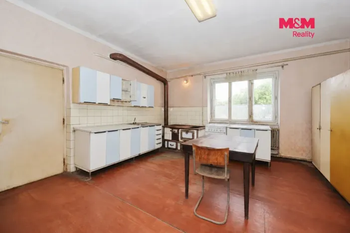 Prodej rodinného domu, Černovice - Benešov, 265 m2