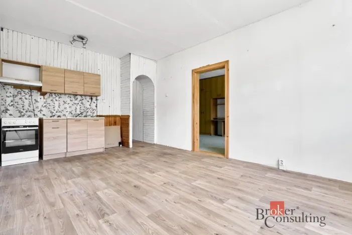 Prodej bytu 1+1, Loket, Sportovní, 45 m2
