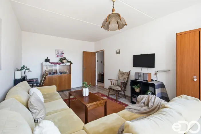 Prodej bytu 2+1, Chomutov, Pod Břízami, 59 m2