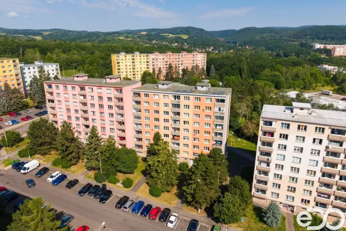 Prodej bytu 2+1, Chomutov, Pod Břízami, 59 m2