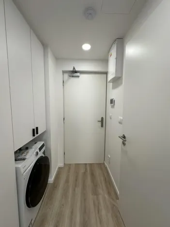 Pronájem bytu 1+kk, Praha - Košíře, 26 m2