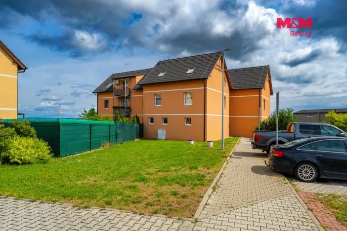 Prodej bytu 2+1, Nehvizdy, Gabčíkova, 50 m2