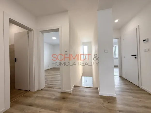 Pronájem bytu 3+kk, Hustopeče, U Větrolamu, 75 m2