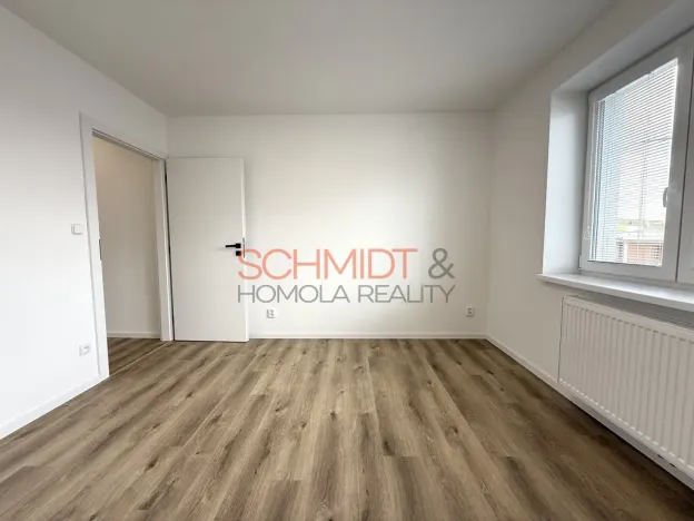 Pronájem bytu 3+kk, Hustopeče, U Větrolamu, 75 m2