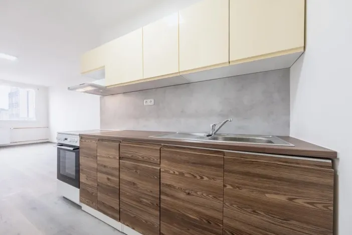 Pronájem bytu 2+kk, Praha - Bohnice, Poznaňská, 43 m2