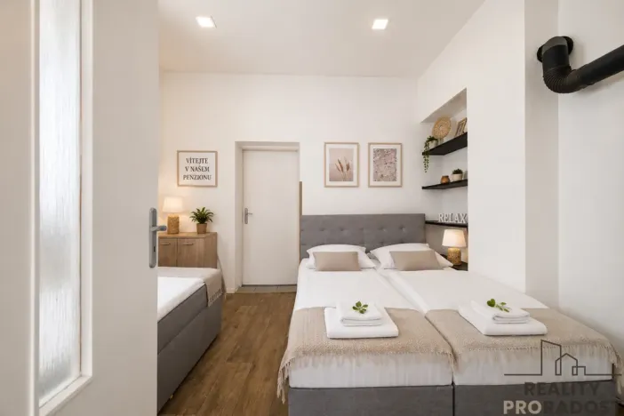 Prodej ubytování, Pustá Kamenice, 491 m2