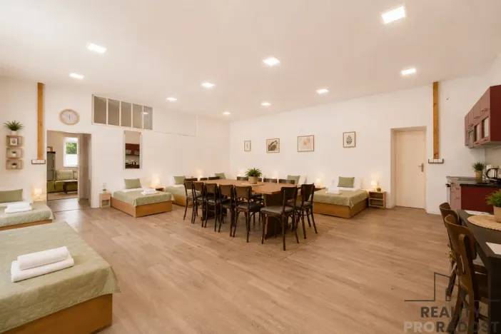 Prodej ubytování, Pustá Kamenice, 491 m2