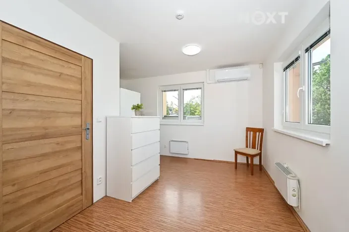 Pronájem bytu 1+kk, Syrovice, 33 m2