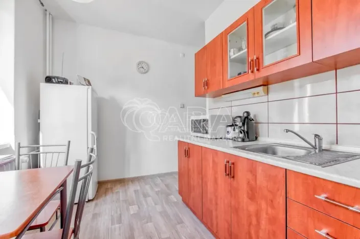 Pronájem bytu 2+1, Dřevohryzy, 51 m2