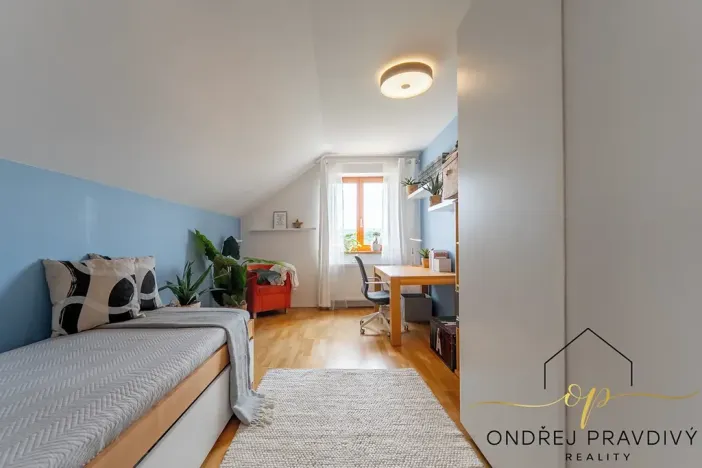 Prodej rodinného domu, Liteň, Karlštejnská, 237 m2