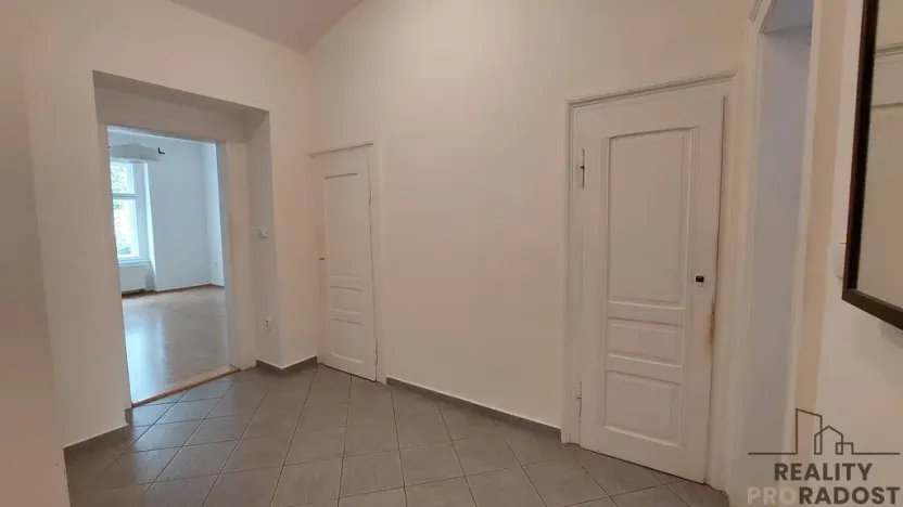 Pronájem bytu 2+1, Praha - Vršovice, 28. pluku, 70 m2