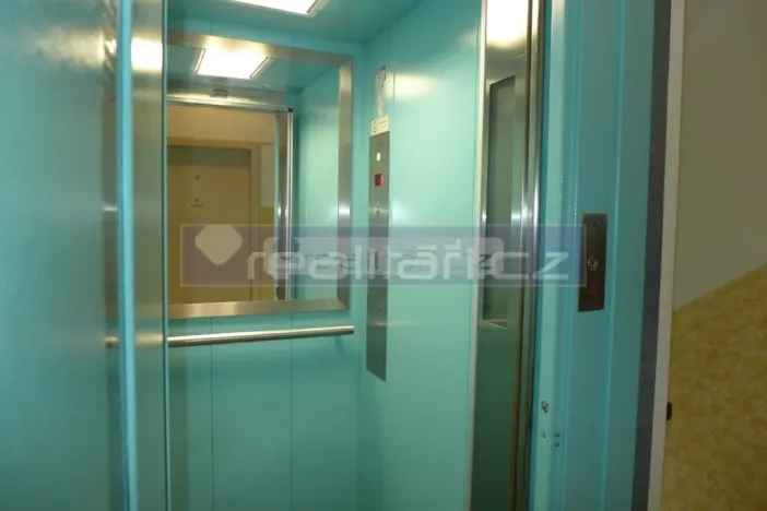 Pronájem bytu 2+1, Plzeň - Východní Předměstí, Francouzská třída, 60 m2
