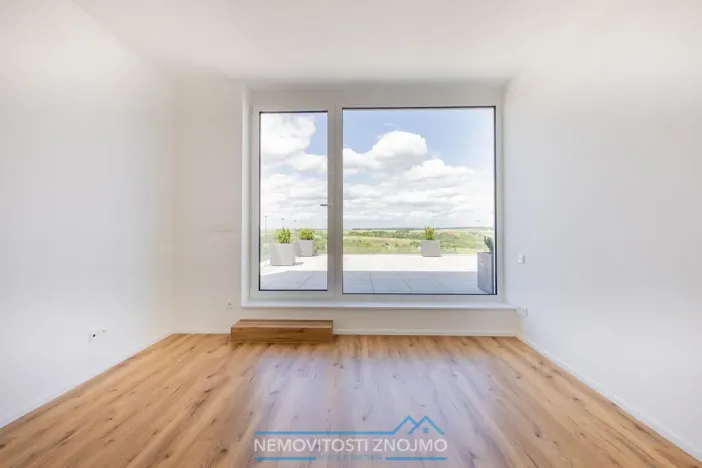 Prodej atypického bytu, Znojmo, Jarošova, 235 m2