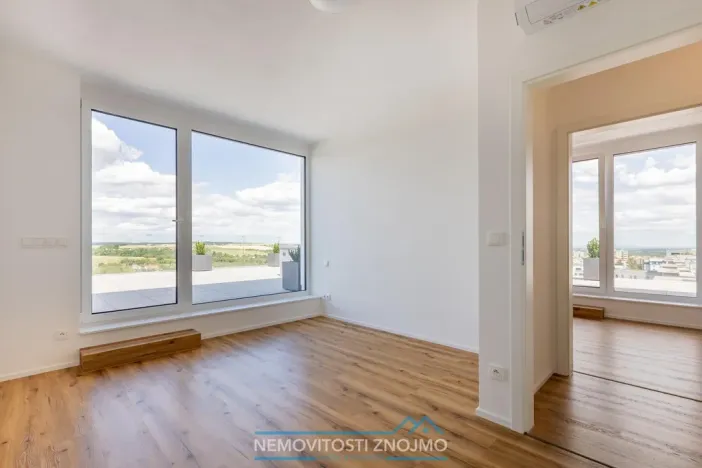Prodej atypického bytu, Znojmo, Jarošova, 235 m2