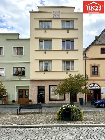 Pronájem obchodního prostoru, Planá, náměstí Svobody, 41 m2