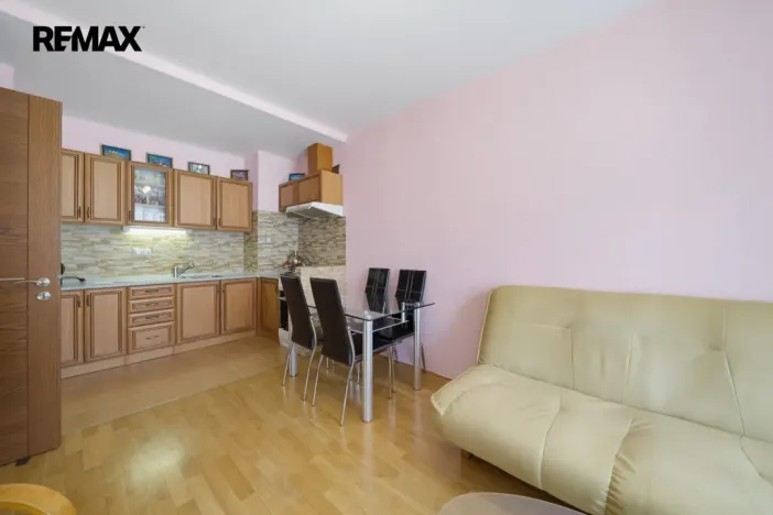 Prodej bytu 2+kk, Karlovy Vary, Jateční, 40 m2
