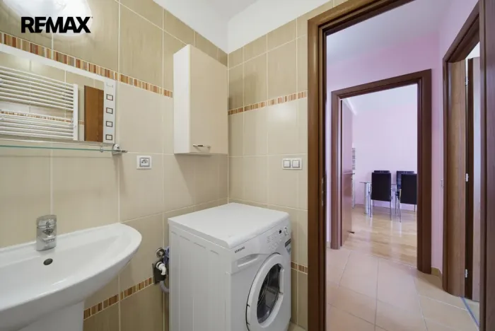 Prodej bytu 2+kk, Karlovy Vary, Jateční, 40 m2