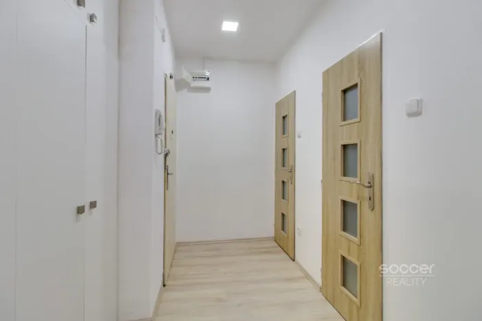 Pronájem bytu 1+1, Praha - Michle, Jihlavská, 39 m2