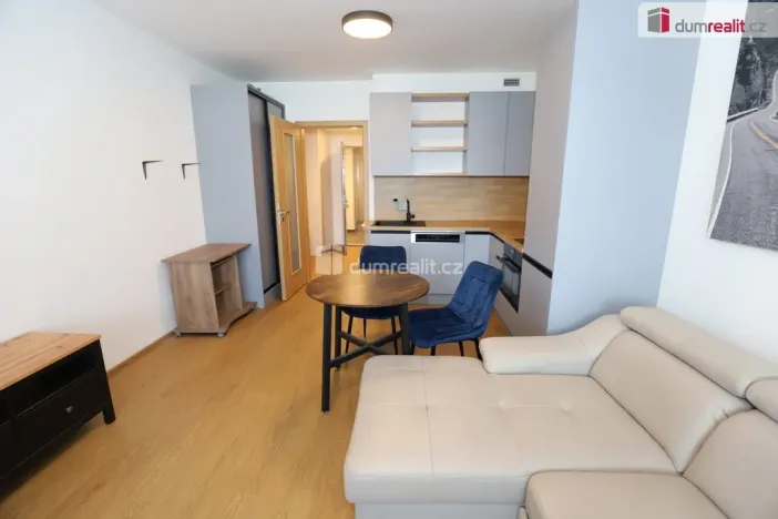Prodej bytu 1+kk, Praha - Hloubětín, Domalípova, 38 m2