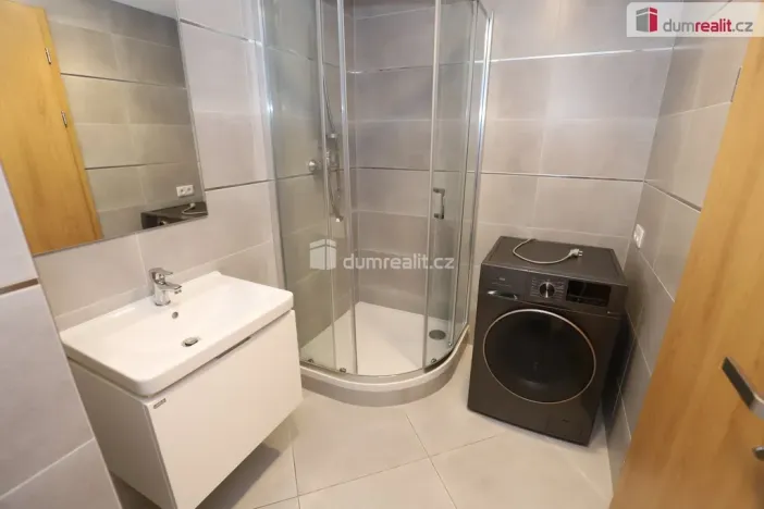 Prodej bytu 1+kk, Praha - Hloubětín, Domalípova, 38 m2