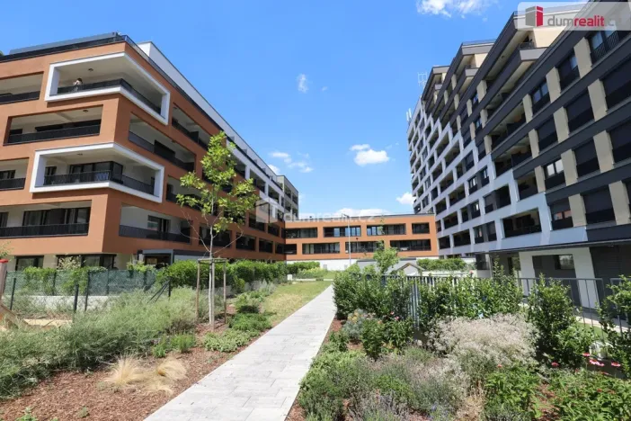 Prodej bytu 1+kk, Praha - Hloubětín, Domalípova, 38 m2