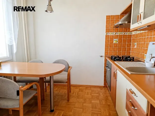 Pronájem bytu 2+1, Praha - Strašnice, Křenická, 57 m2