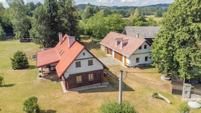 Prodej chalupy, Kolinec - Sluhov, 152 m2