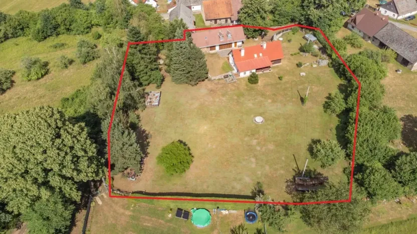 Prodej chalupy, Kolinec - Sluhov, 152 m2
