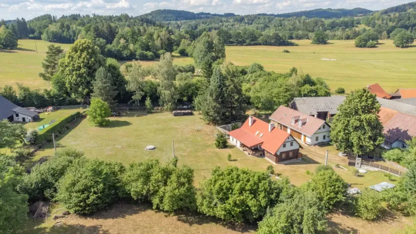 Prodej chalupy, Kolinec - Sluhov, 152 m2