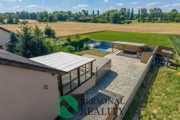 Prodej rodinného domu, Velký Borek, Vrutická, 174 m2