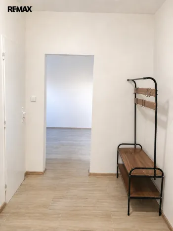 Prodej bytu 2+kk, Kadaň, Chomutovská, 37 m2