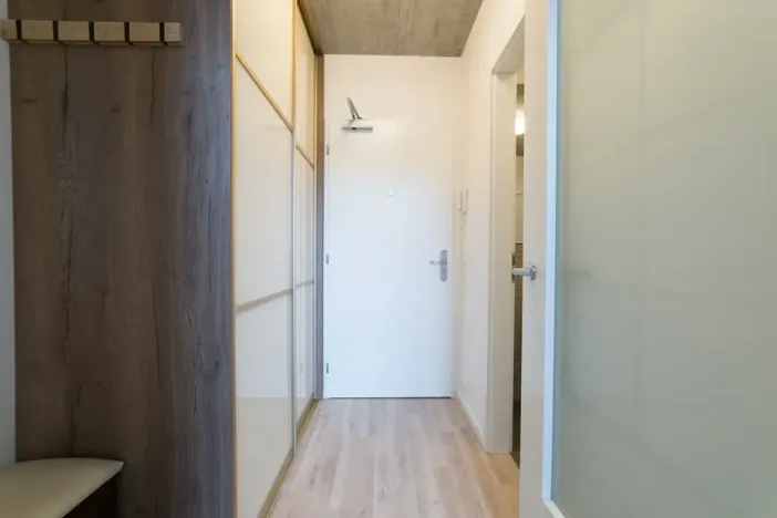 Pronájem bytu 2+kk, Praha - Libeň, Novovysočanská, 37 m2