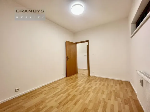 Pronájem bytu 3+kk, Praha - Záběhlice, Na Slatince, 70 m2