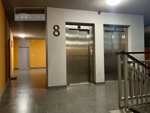 Pronájem bytu 3+kk, Praha - Záběhlice, Na Slatince, 70 m2